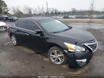  Salvage Nissan Altima