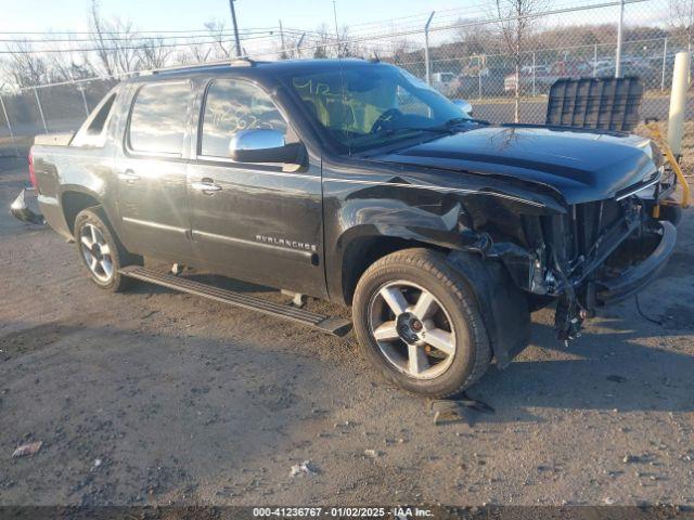  Salvage Chevrolet Avalanche 1500