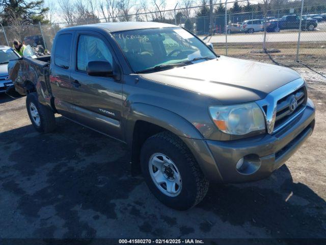  Salvage Toyota Tacoma