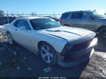  Salvage Dodge Challenger