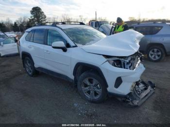  Salvage Toyota RAV4