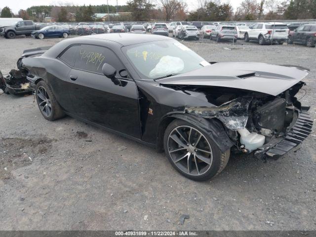  Salvage Dodge Challenger