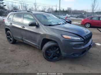  Salvage Jeep Cherokee