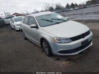  Salvage Volkswagen Jetta