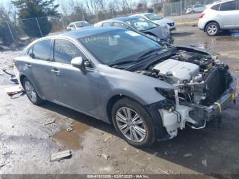  Salvage Lexus Es