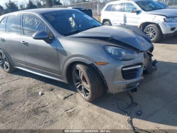  Salvage Porsche Cayenne