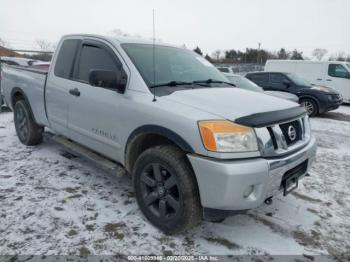  Salvage Nissan Titan