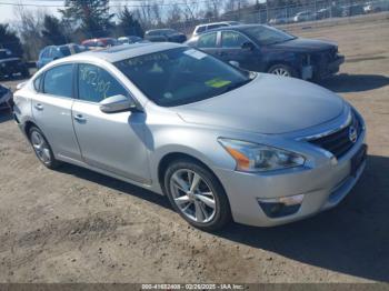  Salvage Nissan Altima