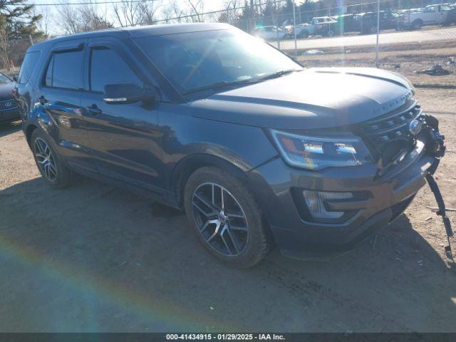  Salvage Ford Explorer