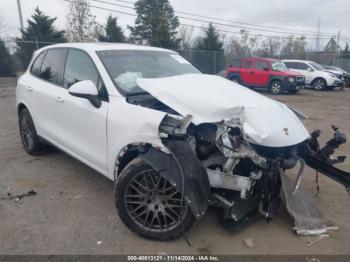  Salvage Porsche Cayenne