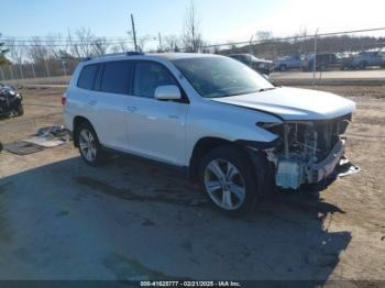  Salvage Toyota Highlander