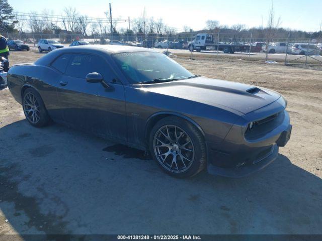  Salvage Dodge Challenger
