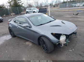  Salvage Hyundai Genesis