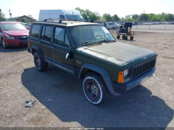  Salvage Jeep Cherokee