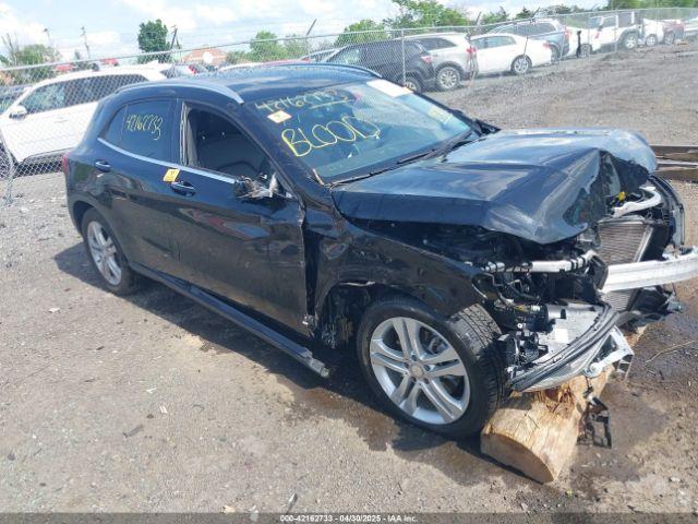  Salvage Mercedes-Benz GLA