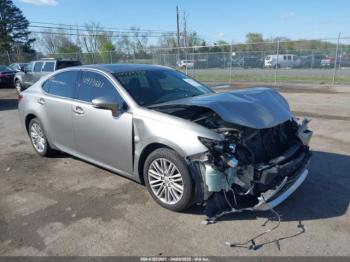  Salvage Lexus Es