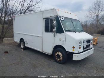  Salvage Freightliner Chassis