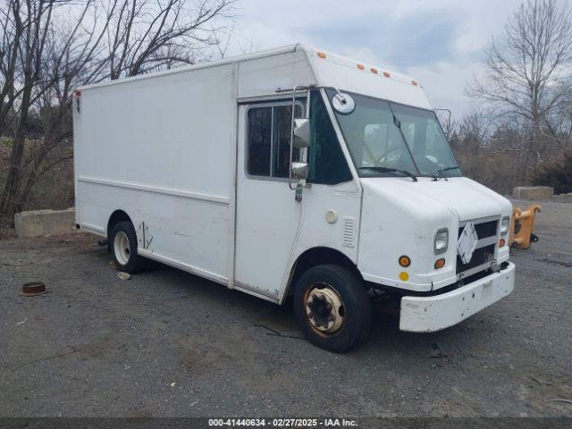  Salvage Freightliner Chassis