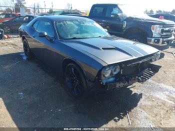 Salvage Dodge Challenger
