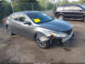  Salvage Nissan Altima
