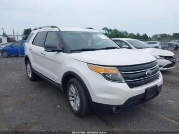  Salvage Ford Explorer