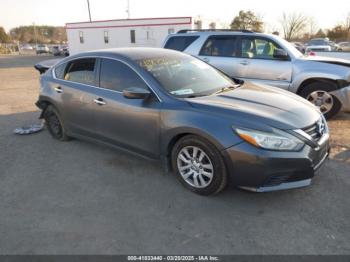  Salvage Nissan Altima