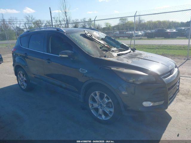  Salvage Ford Escape