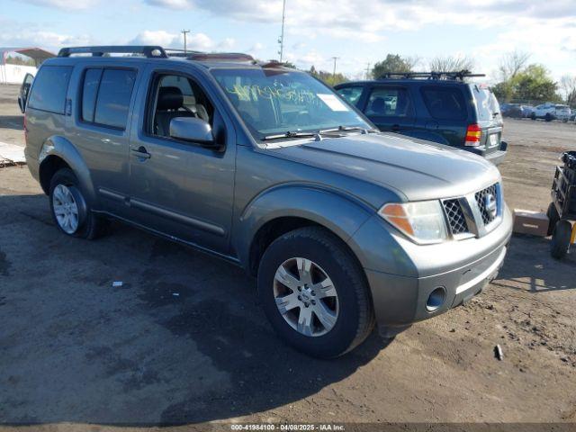  Salvage Nissan Pathfinder