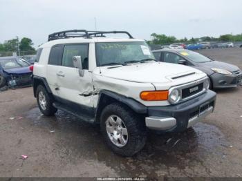  Salvage Toyota FJ Cruiser
