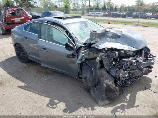  Salvage Volvo S60