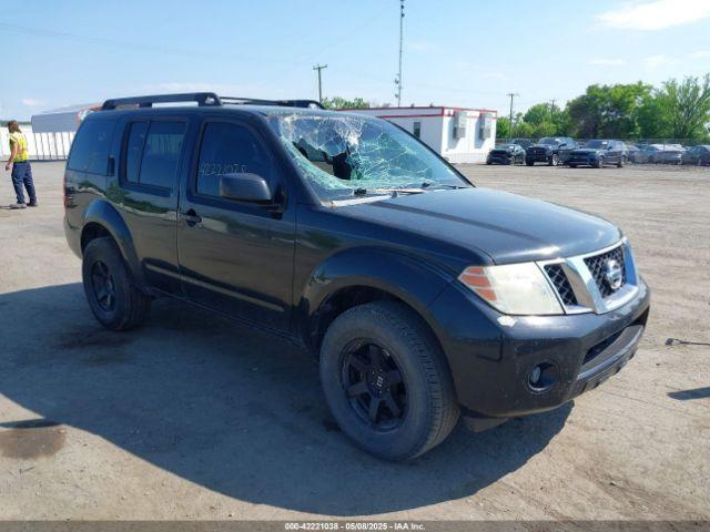  Salvage Nissan Pathfinder