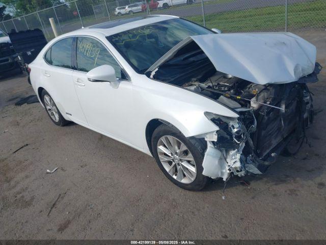  Salvage Lexus Es