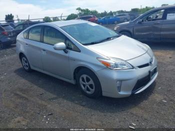  Salvage Toyota Prius