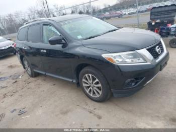  Salvage Nissan Pathfinder