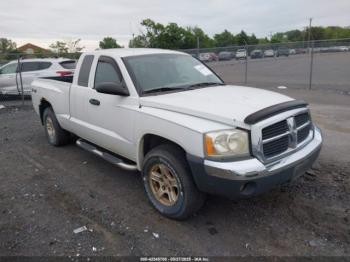  Salvage Dodge Dakota