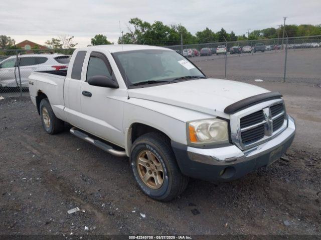  Salvage Dodge Dakota