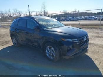  Salvage Hyundai TUCSON