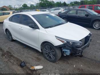  Salvage Kia Forte