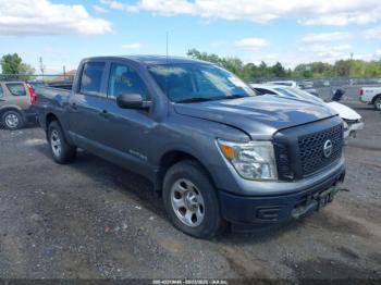  Salvage Nissan Titan