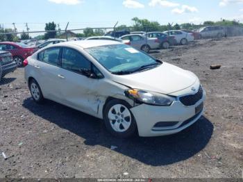  Salvage Kia Forte