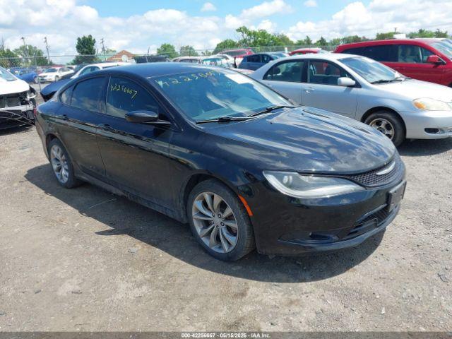  Salvage Chrysler 200