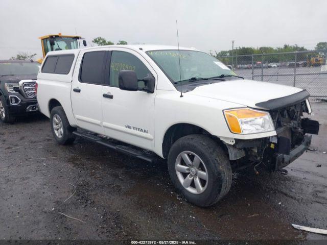  Salvage Nissan Titan