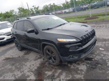  Salvage Jeep Cherokee