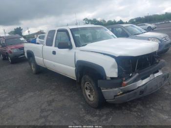  Salvage Chevrolet Silverado 2500