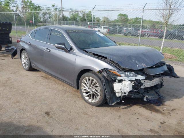  Salvage Lexus Es