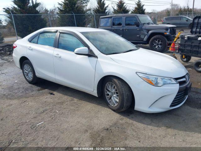  Salvage Toyota Camry