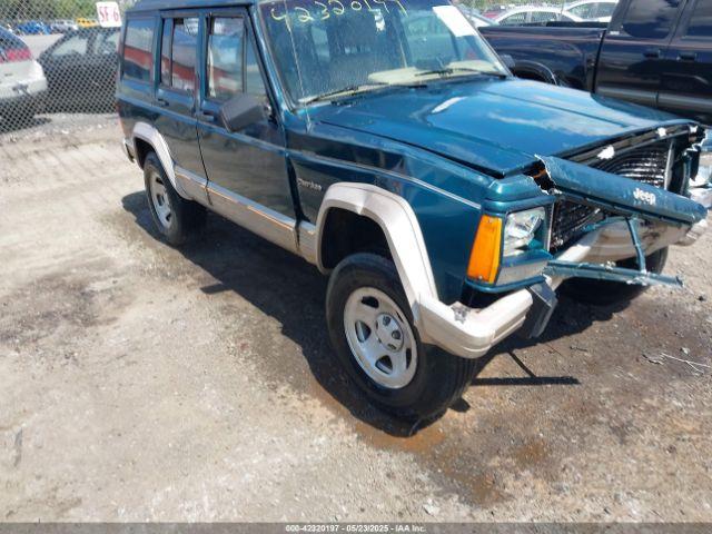  Salvage Jeep Cherokee