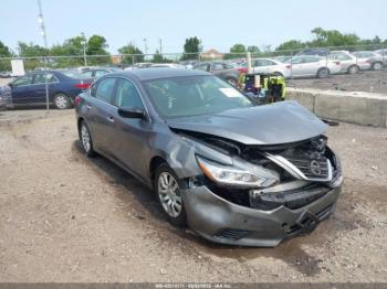  Salvage Nissan Altima
