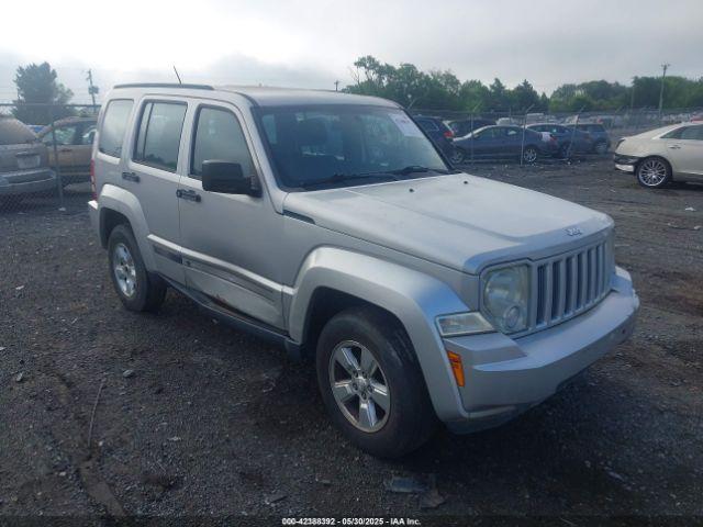  Salvage Jeep Liberty
