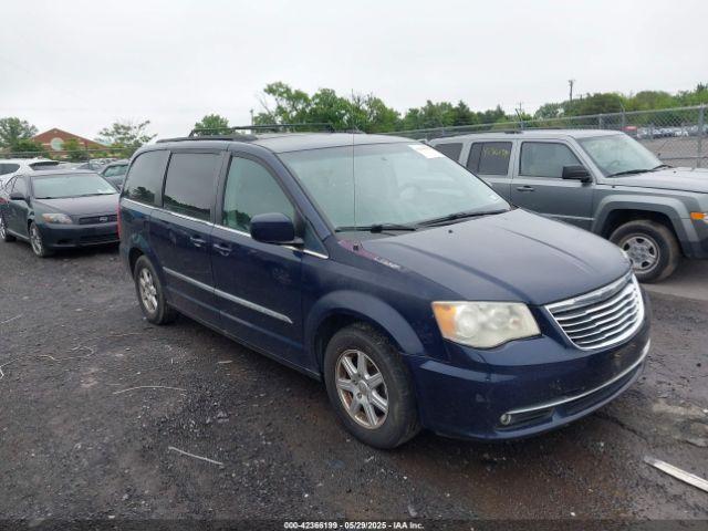  Salvage Chrysler Town & Country